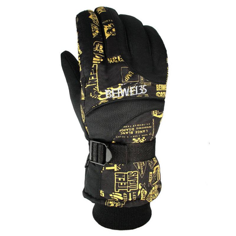 Men's winter ski gloves for outdoor sports, windproof and breathable.